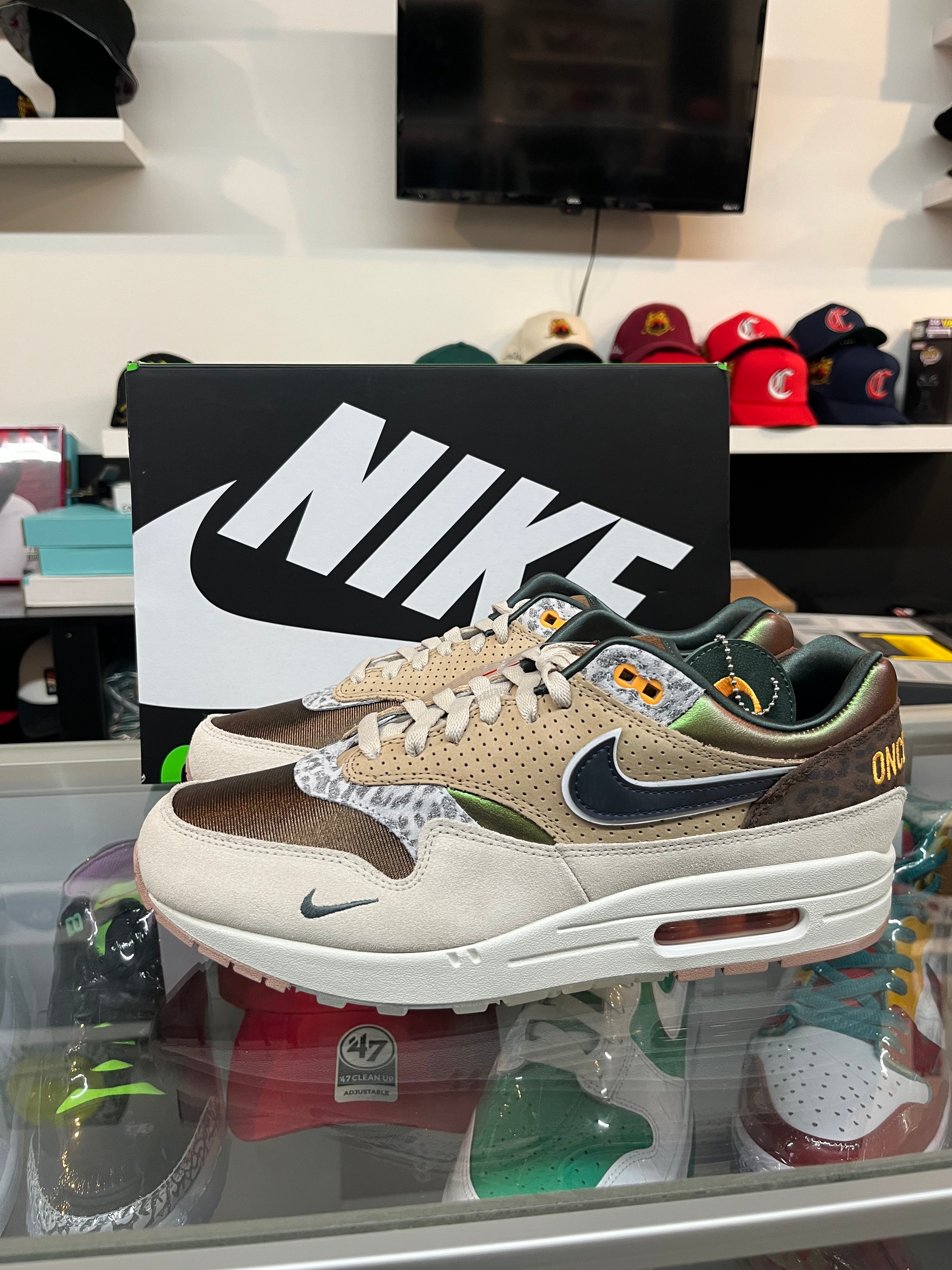 Air Max 1 '87 Premium “University of Oregon” PE – 39castlesstl