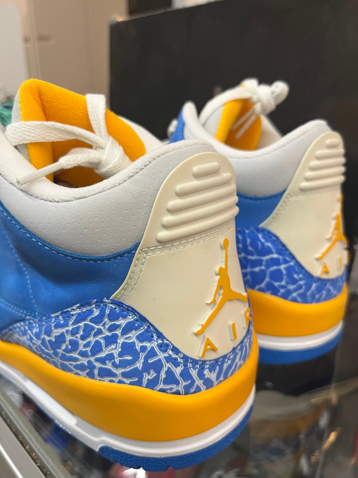 Air Jordan 3 Retro LS - Do The Right Thing (2007)