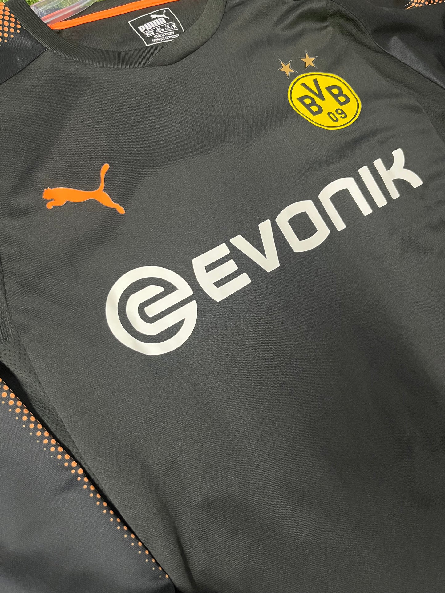 2017 Borussia Dortmund GoalKeeper Kit -Roman Burki