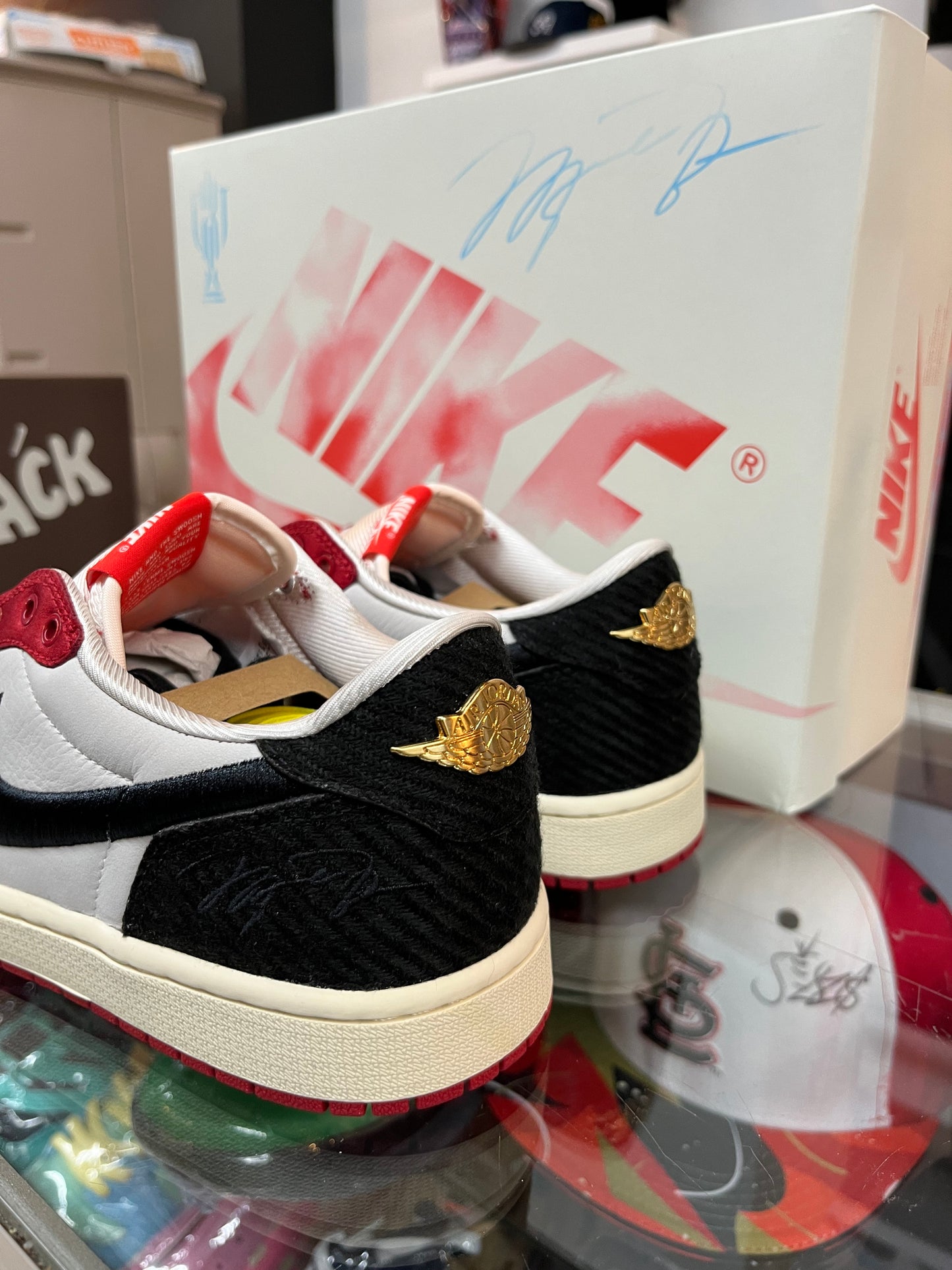 Trophy Room x Air Jordan 1 Retro Low OG “Away”