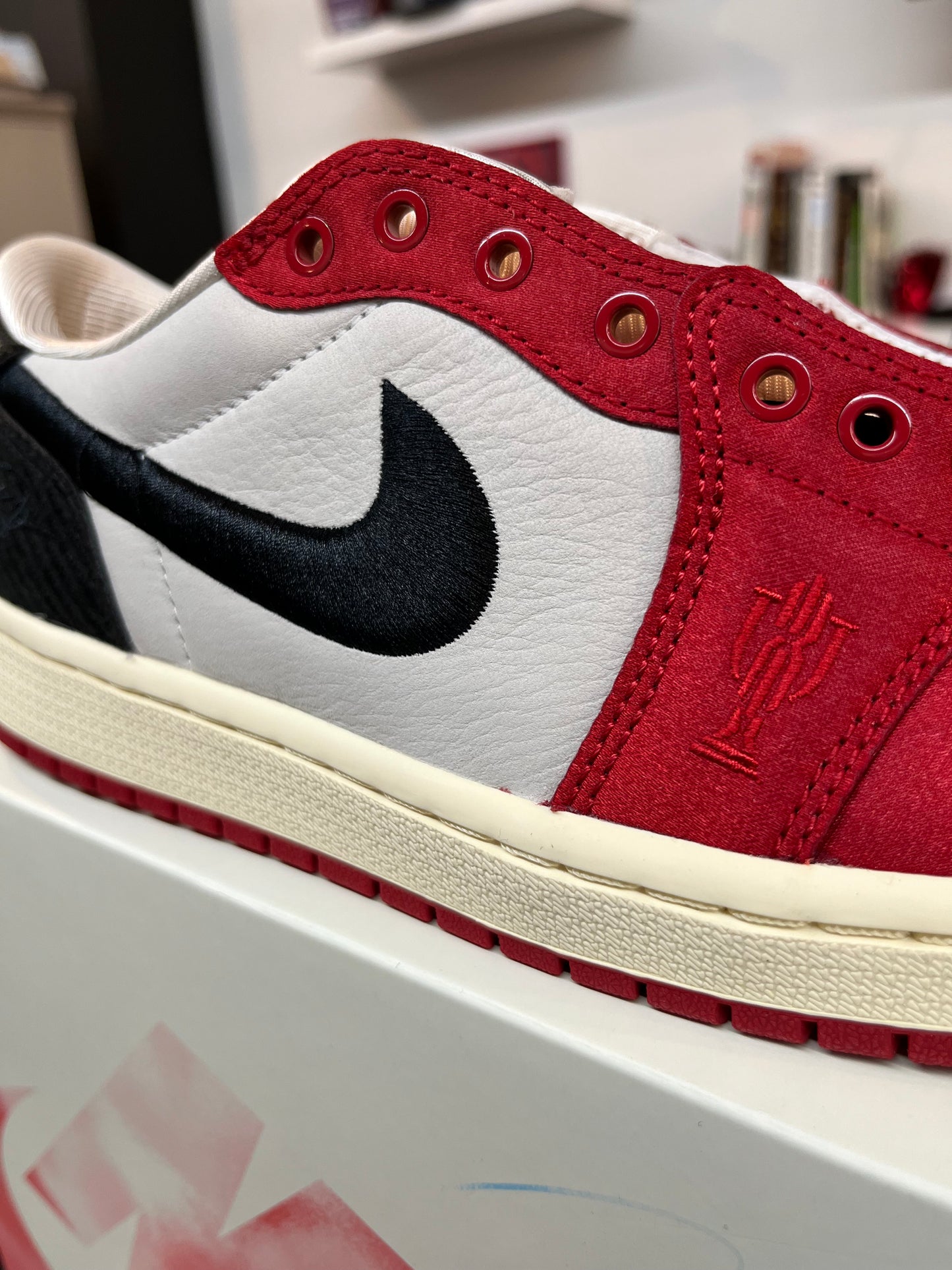 Trophy Room x Air Jordan 1 Retro Low OG “Away”
