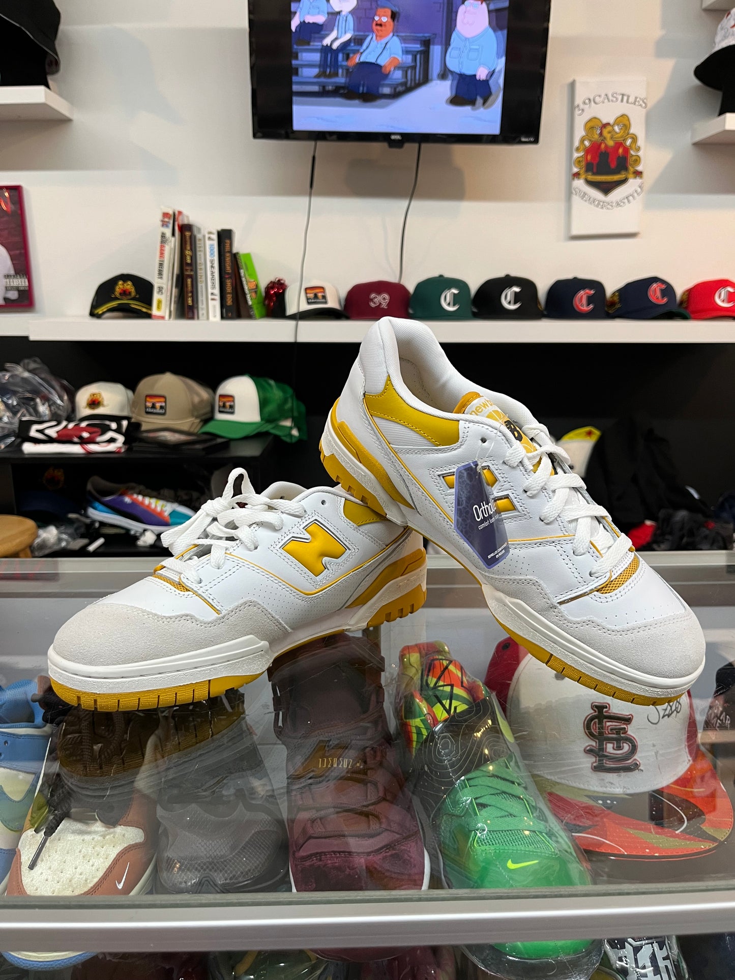 New Balance 550 - Varsity Gold