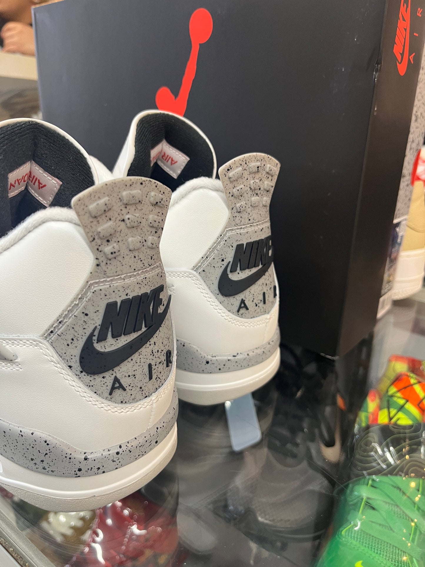 Air Jordan 4 - ‘White Cement’