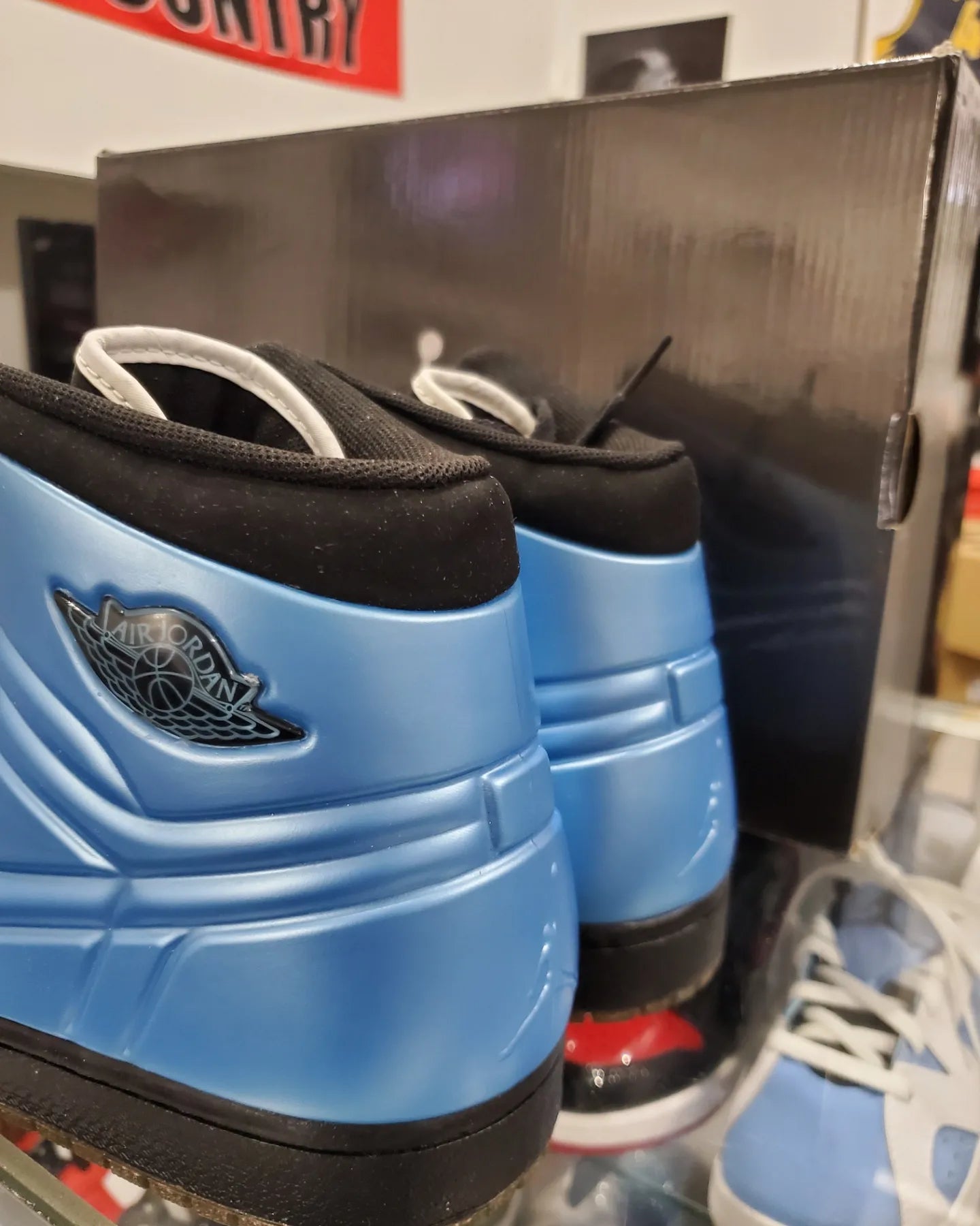 Air Jordan 1 Anodized - "Foamposite/University Blue"