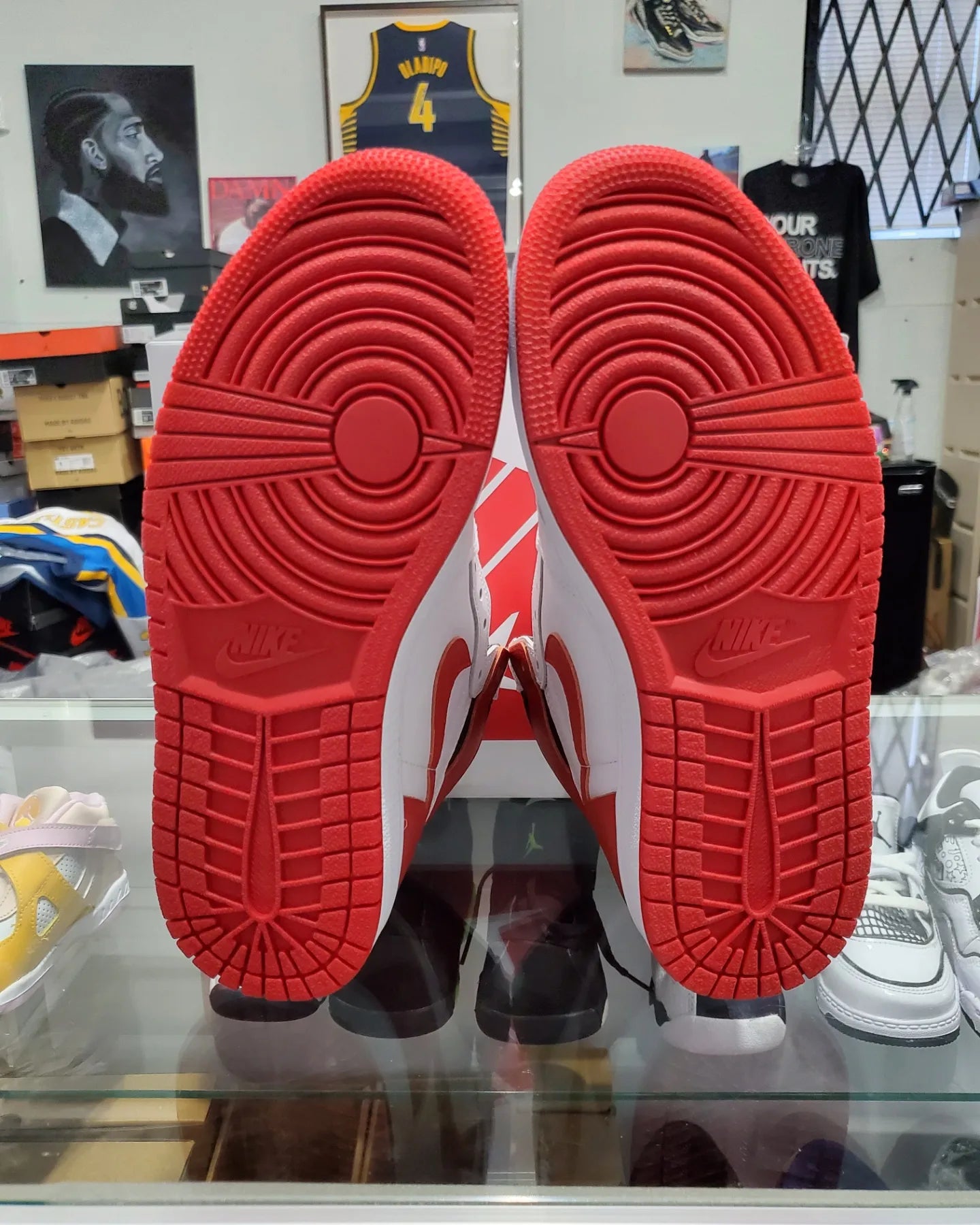 Air Jordan 1 High Retro - Heritage