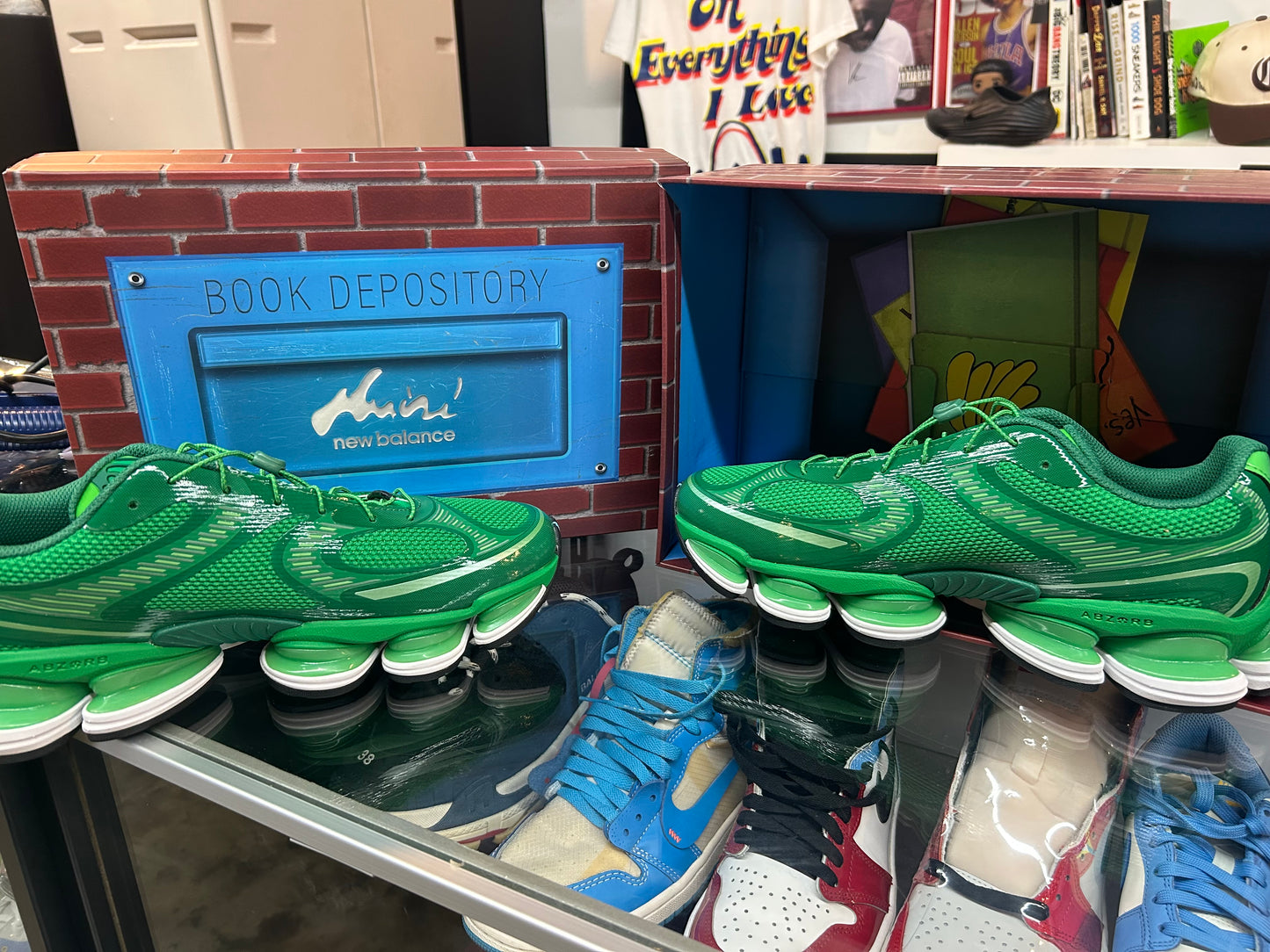 Amine x New Balance ABZORB 2000 - “Biblioteca”
