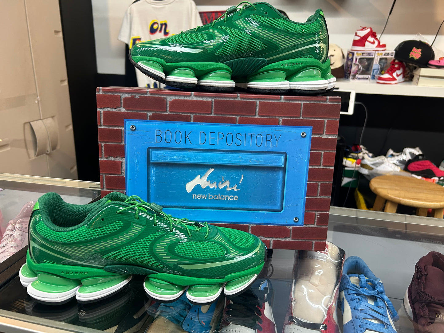 Amine x New Balance ABZORB 2000 - “Biblioteca”