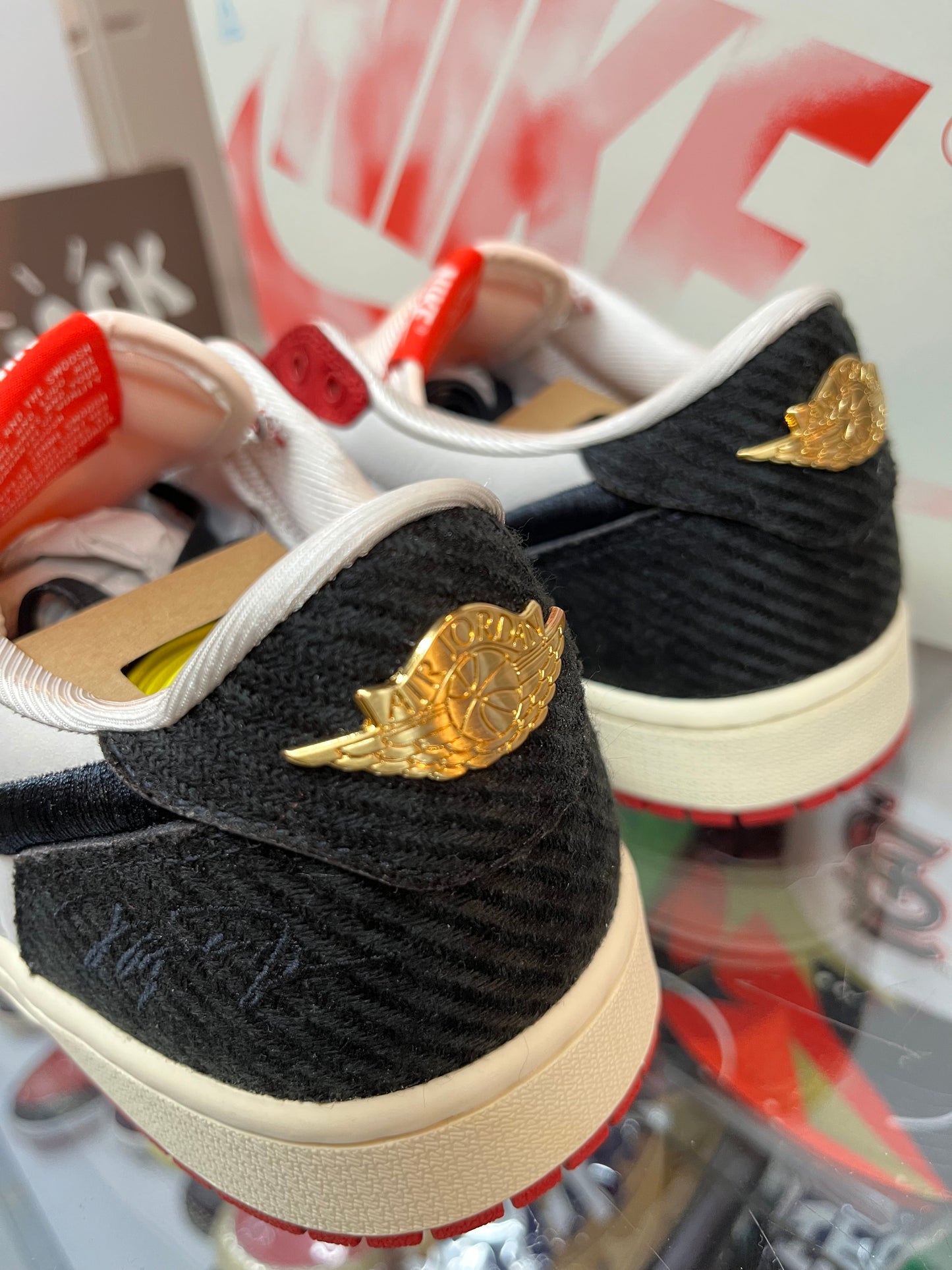 Trophy Room x Air Jordan 1 Retro Low OG “Away”