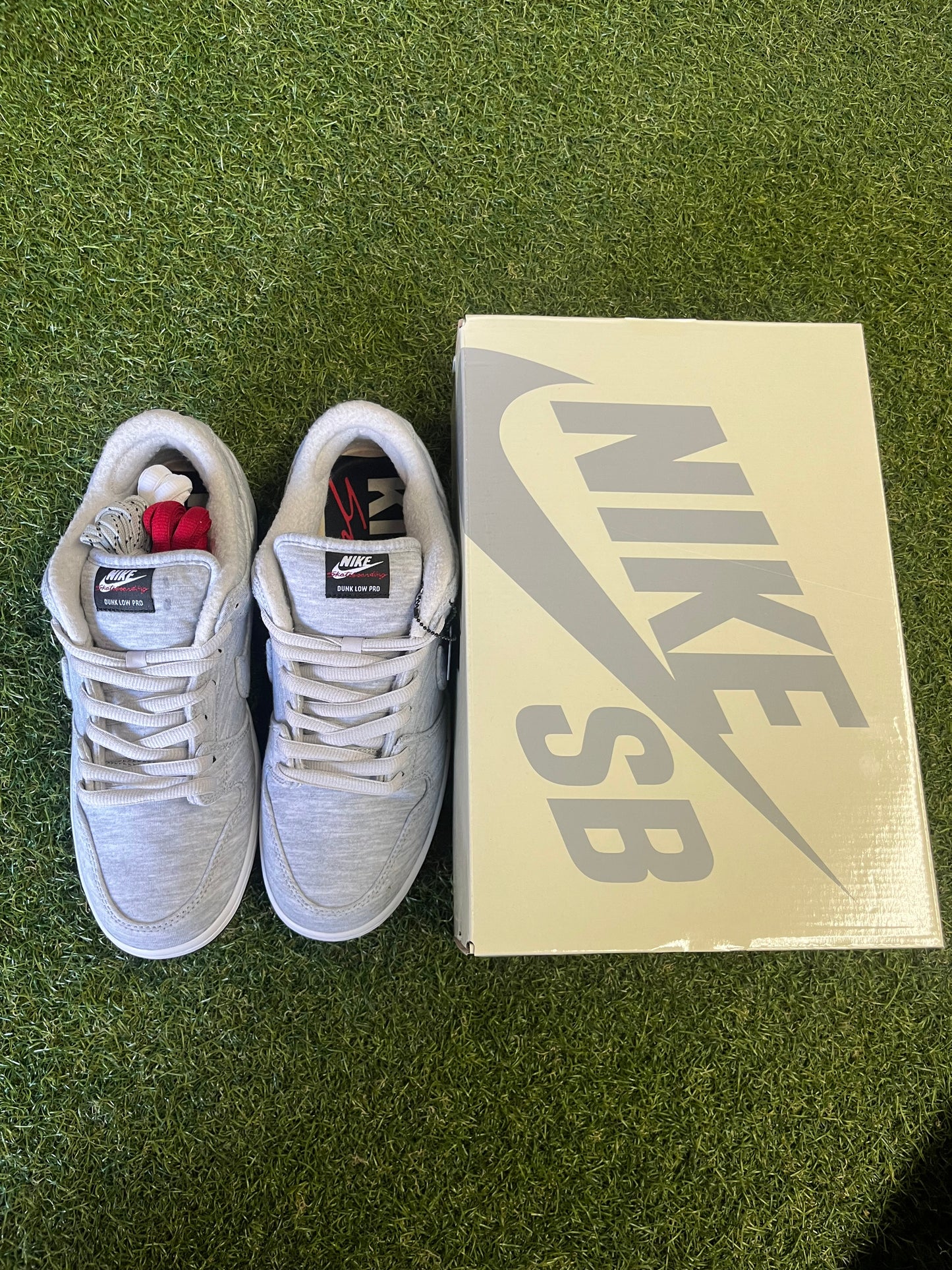 KIRKLAND SIGNATURE X Nike SB Dunk Low Pro - Kirkland Signature Costco