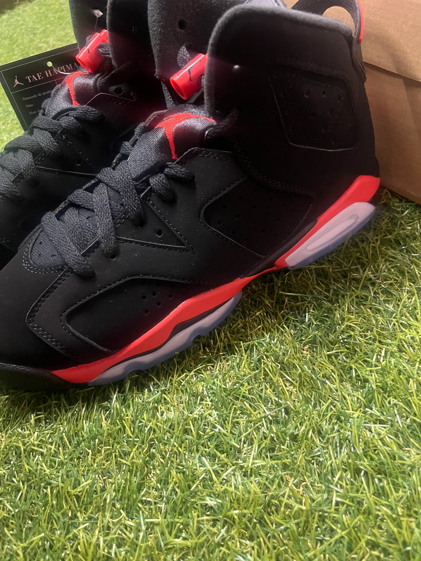 Air Jordan 6 Retro - “Reverse Infrared / Salesman” (2026)